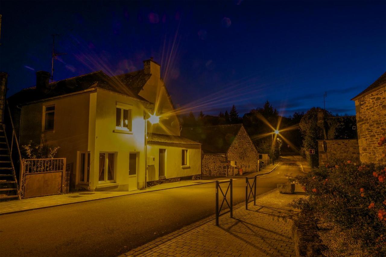 Auberge Le Canard Qui Rit Plelauff Экстерьер фото